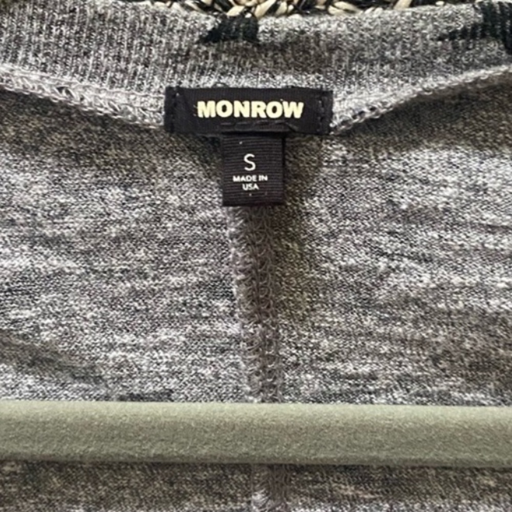 Monrow tri blend V-neck short sleeve T-shirt - Picture 8 of 9